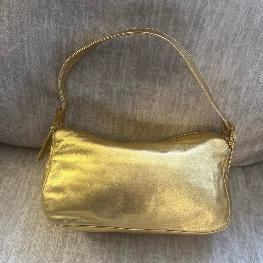 Fendi Gold Baguette - Picture 4 of 8